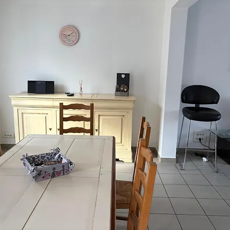 Charmante Σπίτι διακοπών Gouzeaucourt